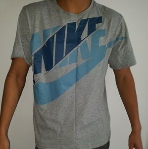Nike T-shirt